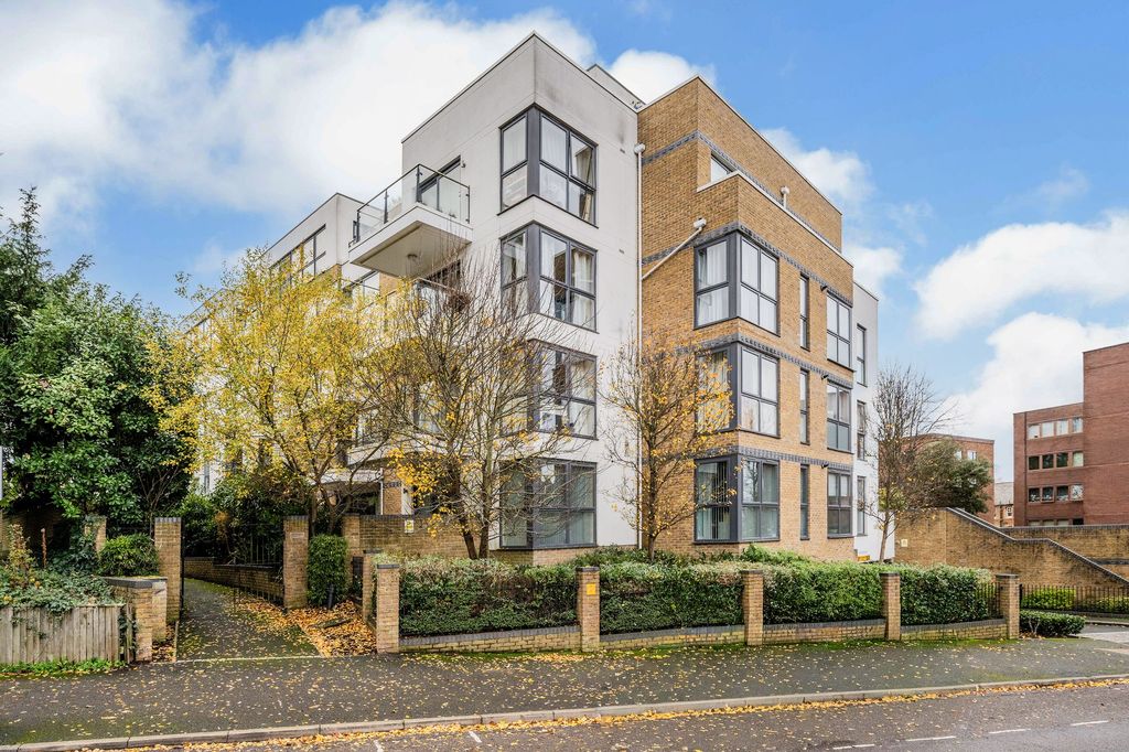 Property photo 1 of 13