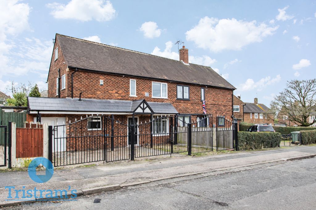 Property photo 1 of 26