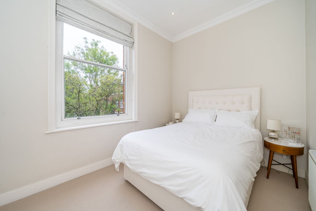 Property photo 3 of 9