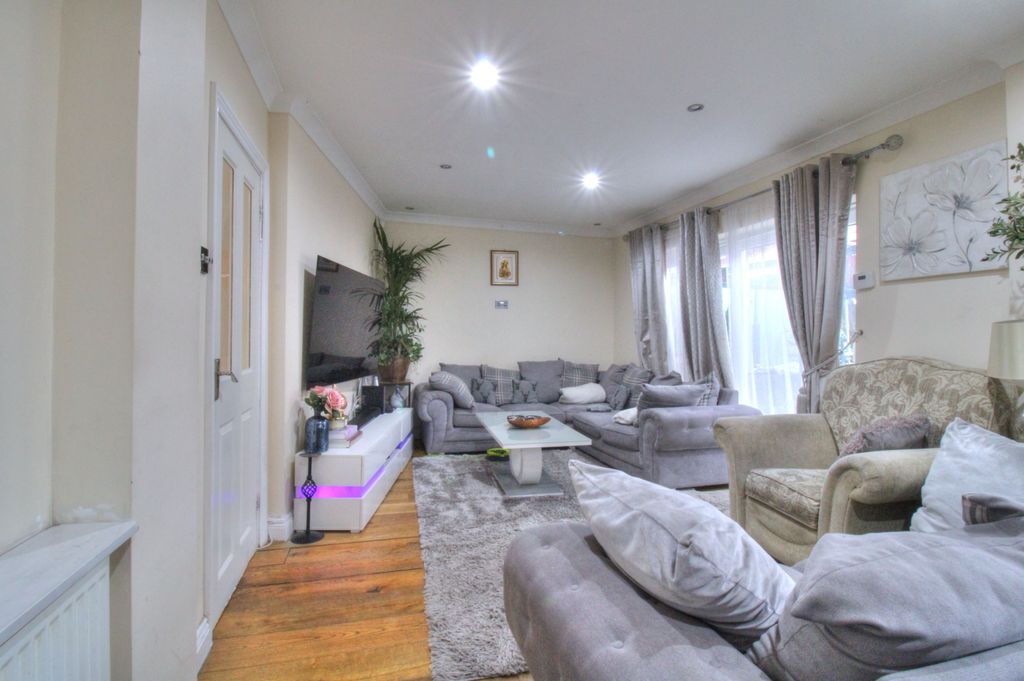 Property photo 2 of 9 Img_0831_2_3