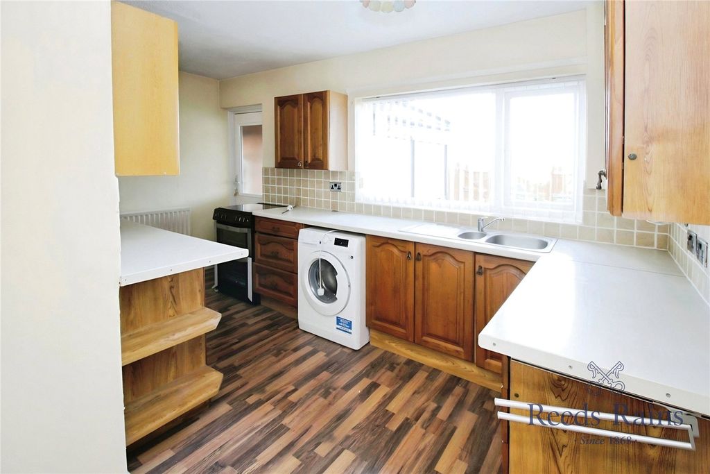 Property photo 3 of 15 Picture No. 07