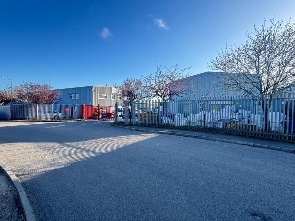 Property photo 1 of 3 Industrial Property For Sale Lydford Road, Alfret
