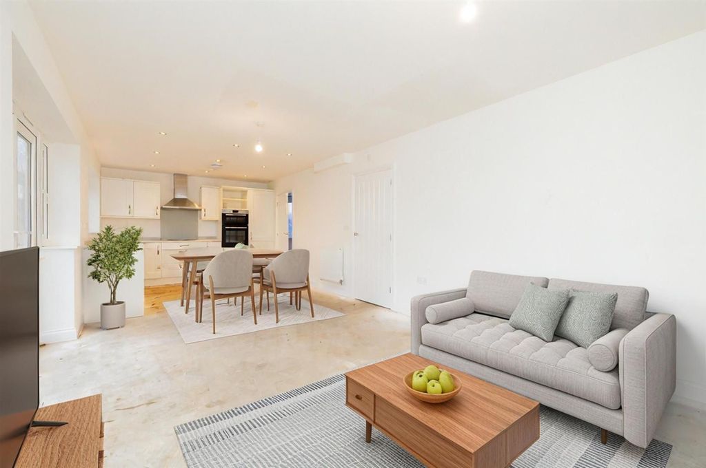 Property photo 1 of 15 7c8Ae297-F225-4Bf2-9Eb7-Ef5A9386F40d.Jpeg