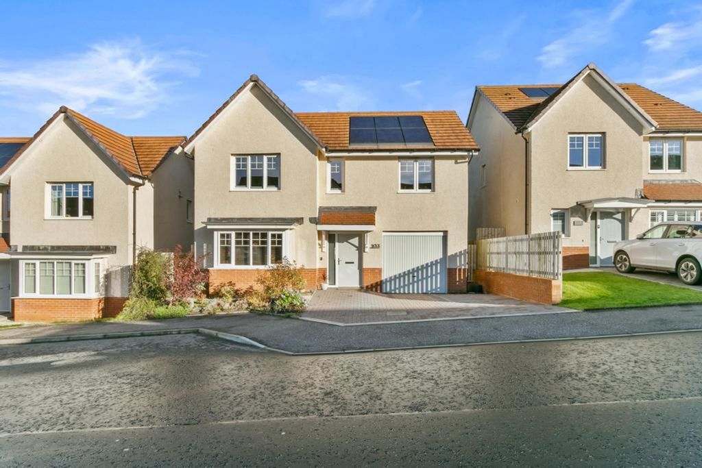 Property photo 1 of 34