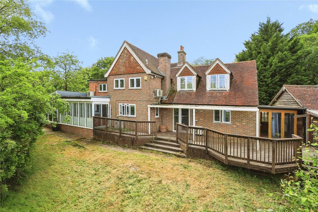 Property photo 1 of 50 Picture No. 12