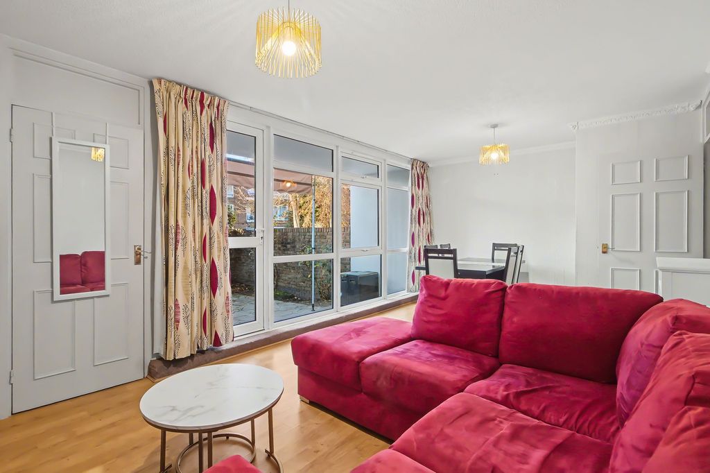 Property photo 3 of 14