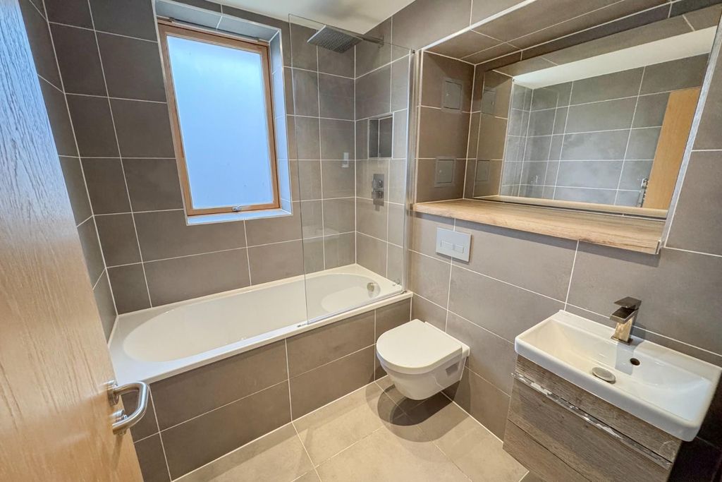 Property photo 3 of 18 3.Jpg