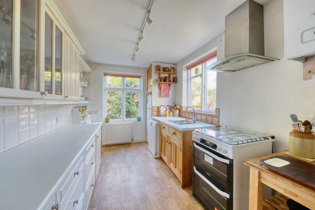 Additional image 5 of 5 bed detached house for saleOrmond Drive, Hampton TW12