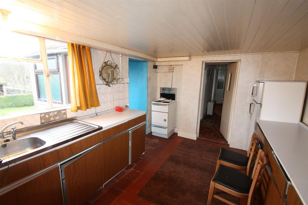 Additional image 11 of 4 bed semi-detached house for sale60 Church Road, Ballynahinch BT24