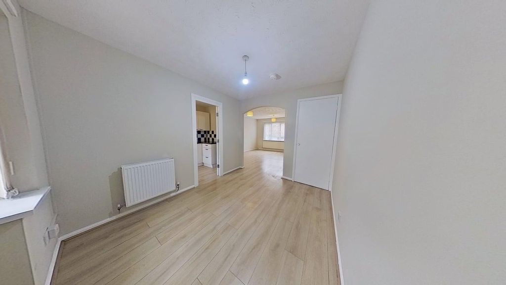 Property photo 3 of 12 19-Grange-Close-04162025135025.Jpg