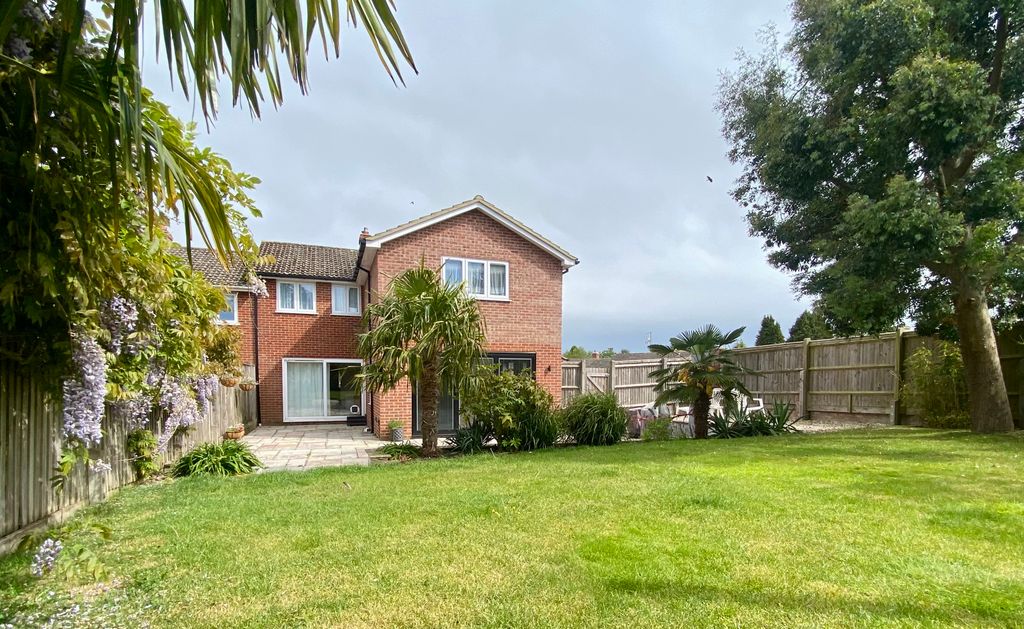 Property photo 1 of 16