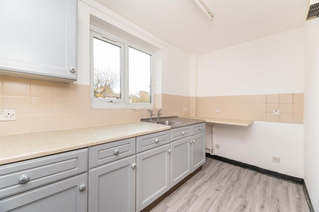 Additional image 14 of 2 bed flat for saleTealbeck Approach, Otley LS21