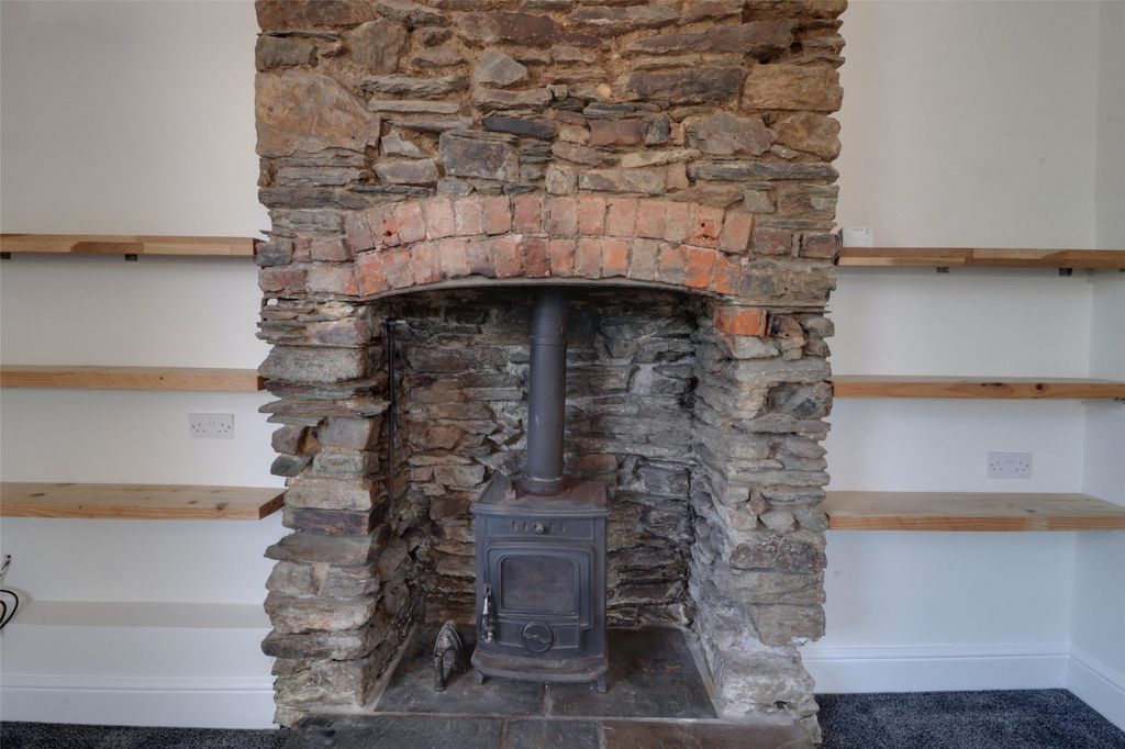 Property photo 3 of 15 Picture No. 04