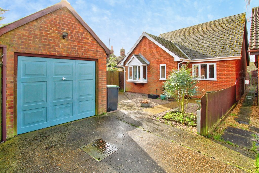 Property photo 1 of 11 27d43297-A2