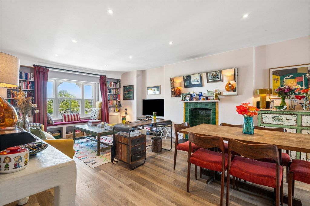 Property photo 1 of 17 Reception Room
