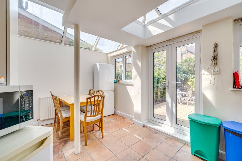 Property photo 2 of 13 Picture No. 07
