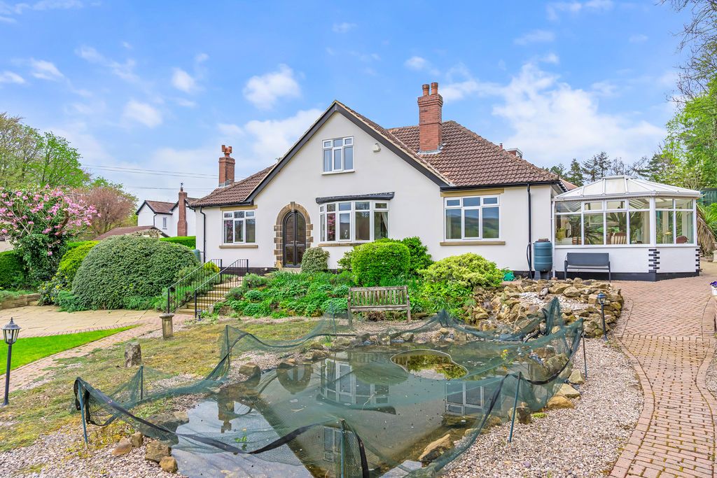 Property photo 1 of 40 Photo 7