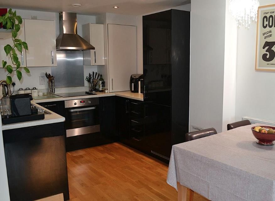 Property photo 3 of 12 Kitchen.Png