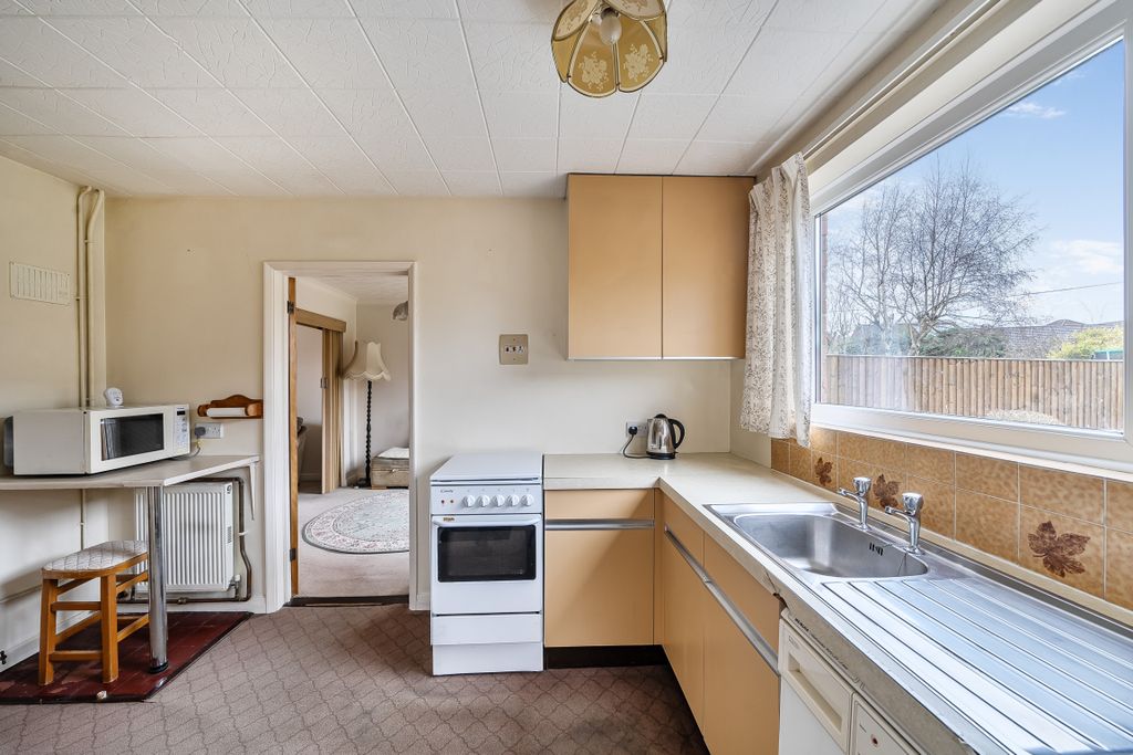 Property photo 2 of 18 139415096942B128Bd9E2