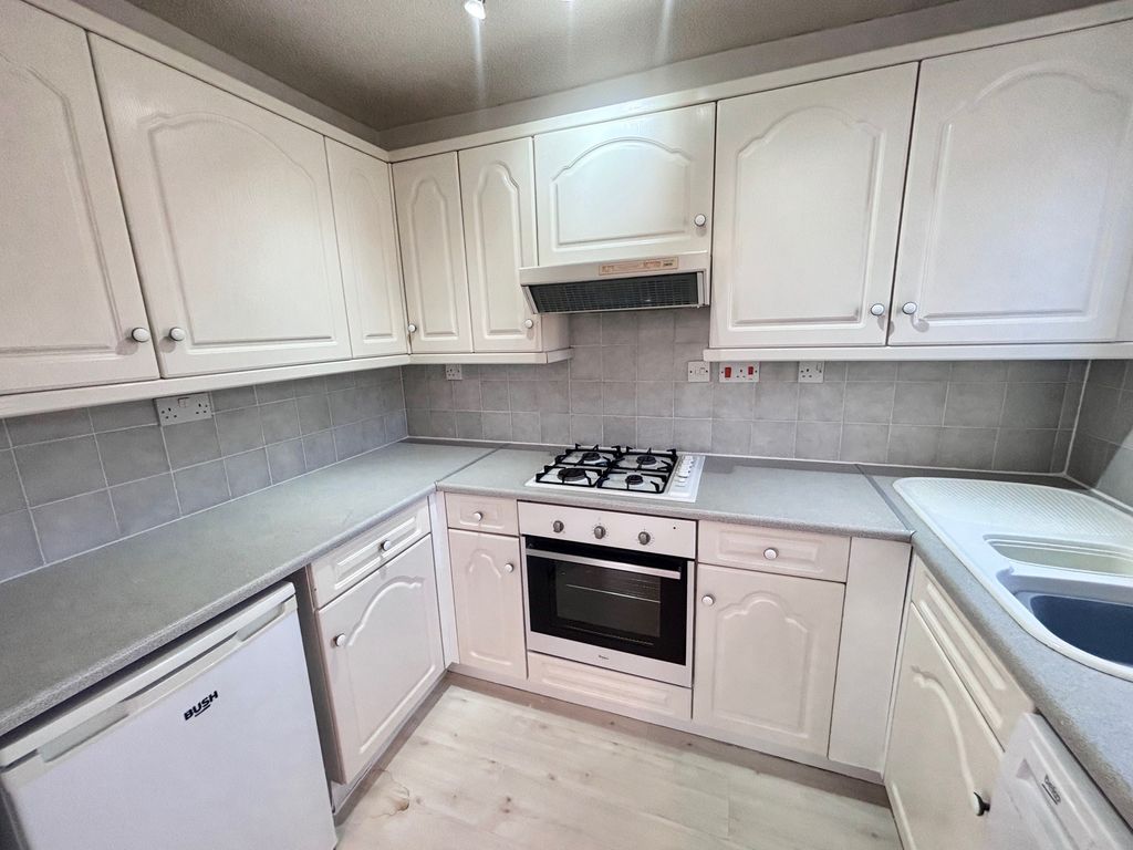 Property photo 2 of 8 Bedroom 1