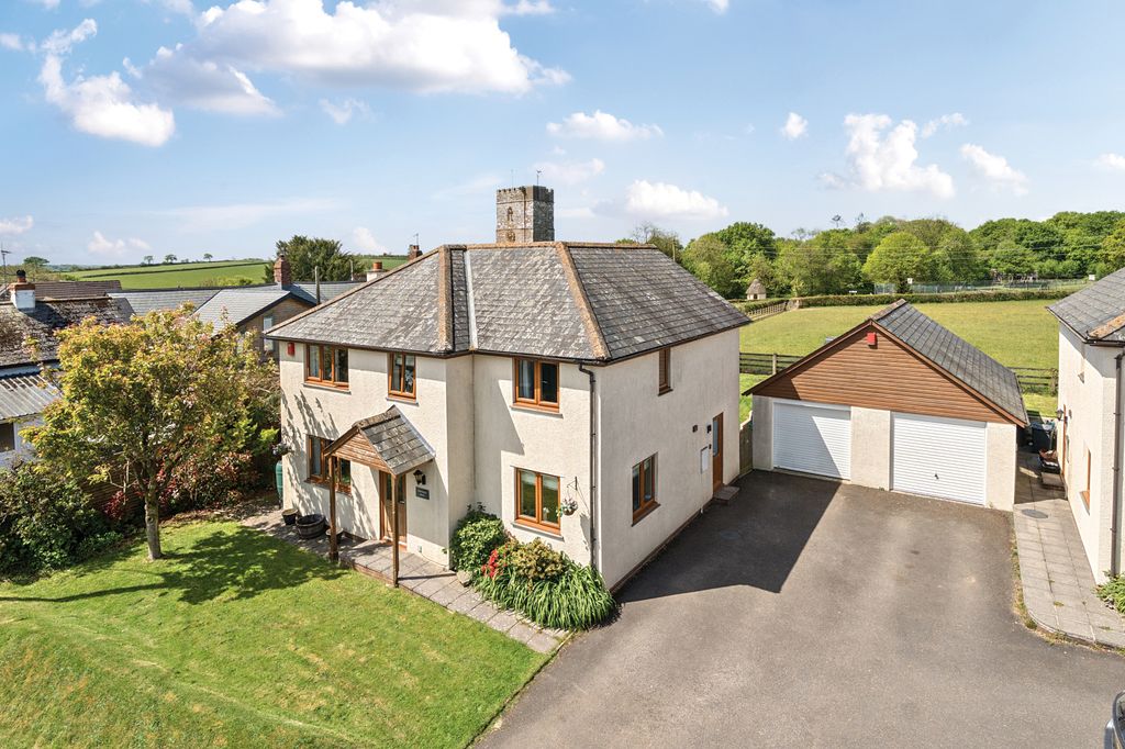 Property photo 1 of 19 Rackenford, Seddons