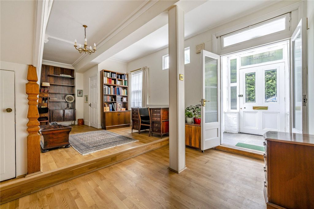 Property photo 2 of 17 Picture No. 06