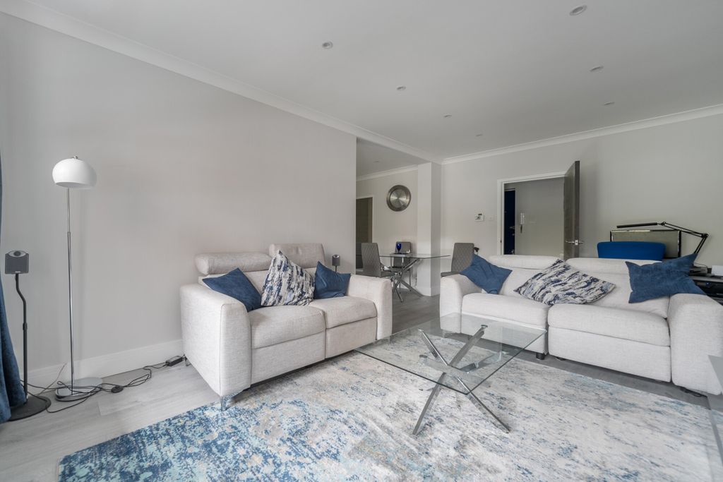 Property photo 2 of 21 1382127-6-69172F9...