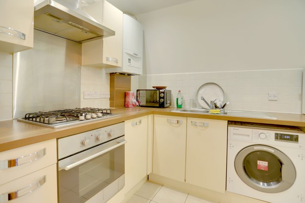 Property photo 3 of 5 Img_6996-Img_6998