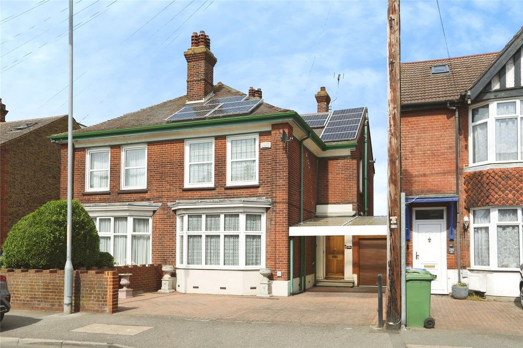 Property photo 1 of 19 Picture No. 07