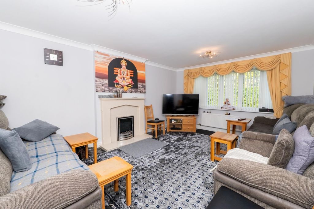 Property photo 3 of 28 Reception Room