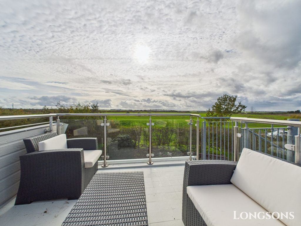 Property photo 2 of 33 Cam02173G0 Pr0276 Still068