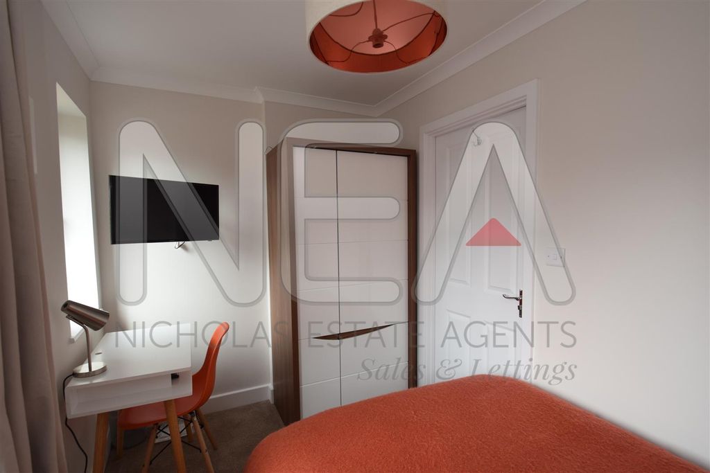 Property photo 3 of 9 Bedroom Four