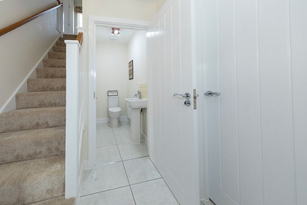 Property photo 3 of 11