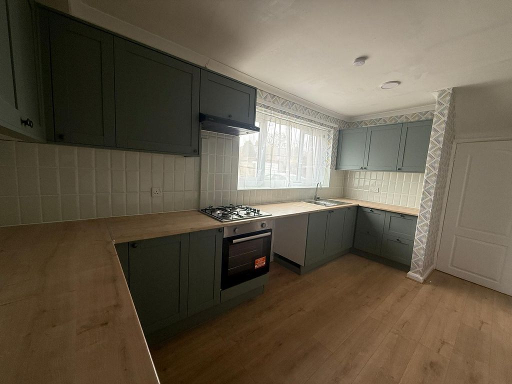 Property photo 2 of 6 Image