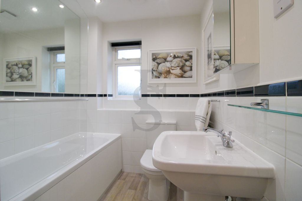 Additional image 14 of 4 bed semi-detached house for saleElm Tree Court, Stoneygate LE2
