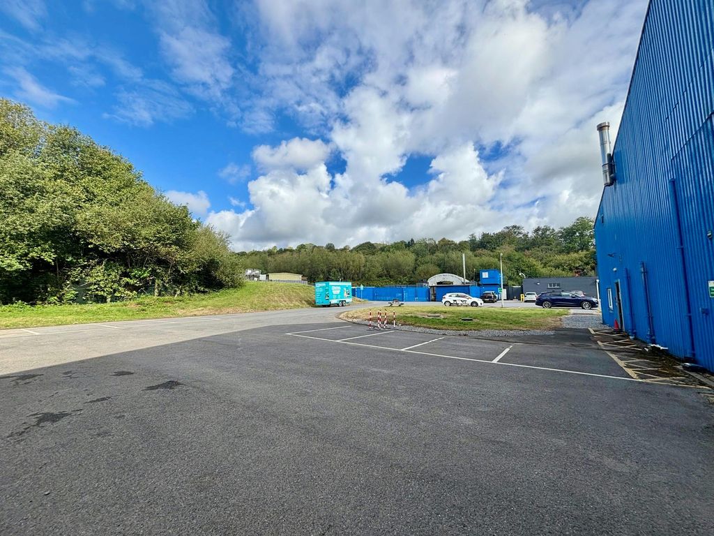 Property photo 2 of 10 5.Jpg