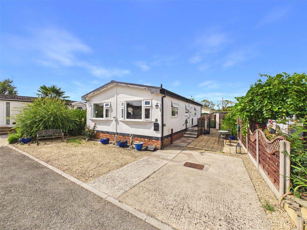 Property photo 1 of 11 Picture No. 01