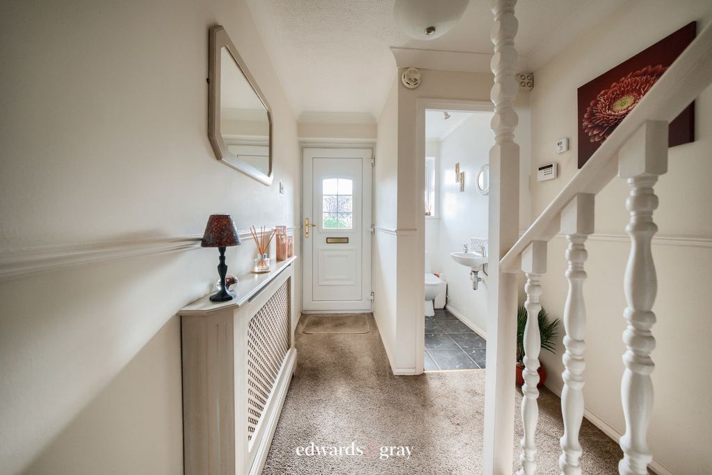 Property photo 2 of 21