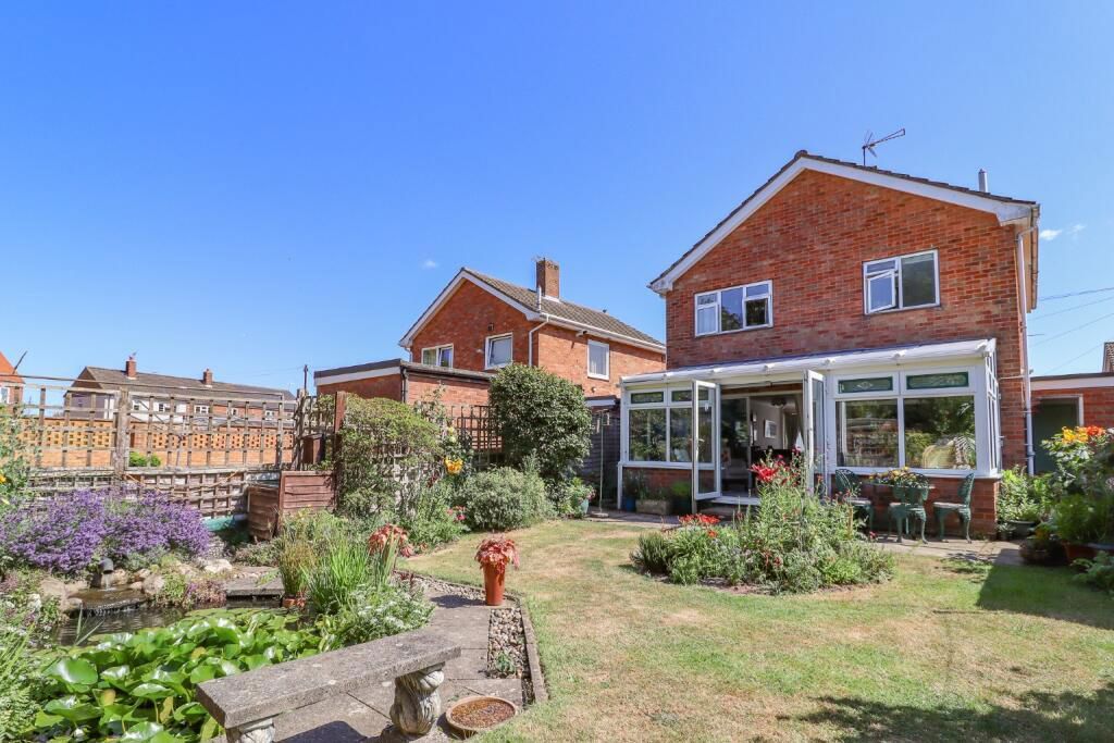 Property photo 1 of 20