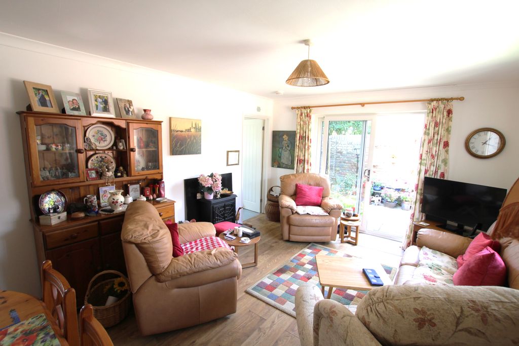 Property photo 3 of 16