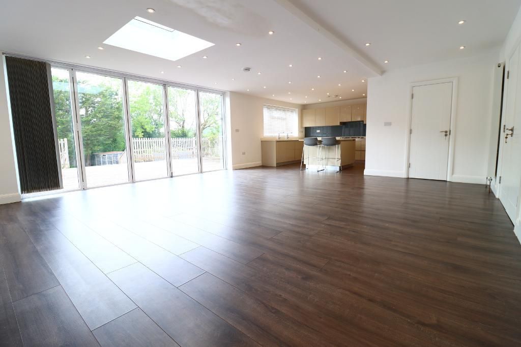 Property photo 3 of 24 Photo 3