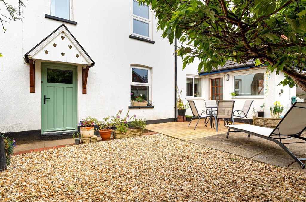 Property photo 1 of 15 Tiverton - Seddons