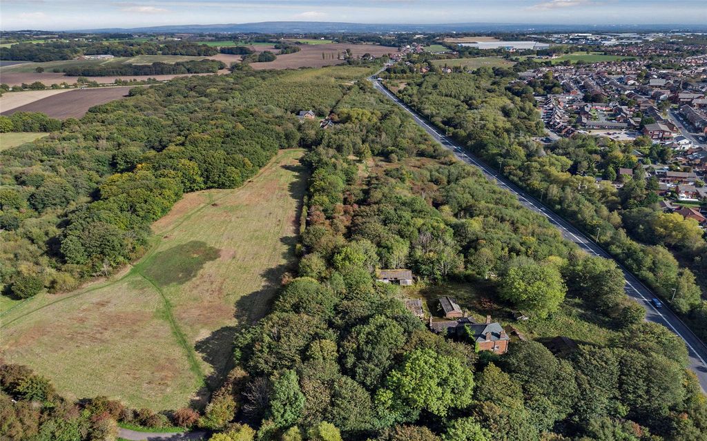 Property photo 3 of 24 Aerial