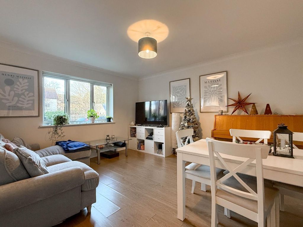 Property photo 2 of 12 20251210_091258292_0.0.Jpg