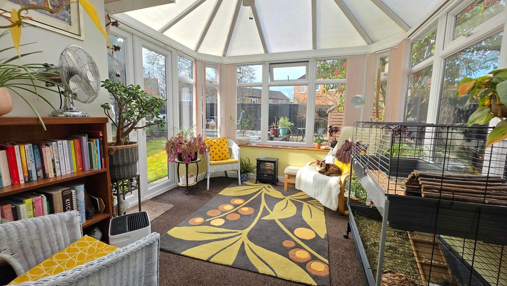 Property photo 2 of 18