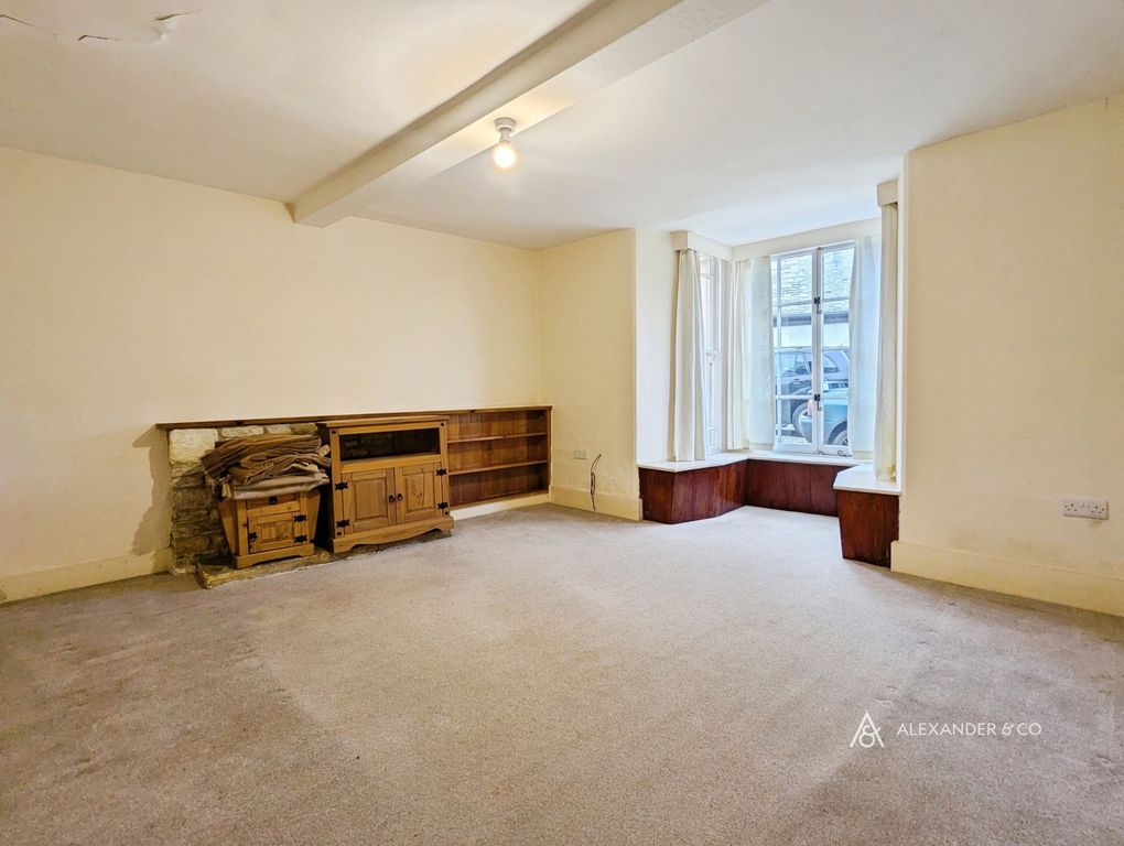 Property photo 2 of 17 Pbox-Img.Jpg