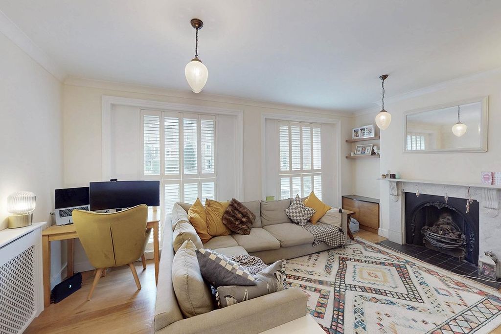 Property photo 2 of 12 W02.Jpg