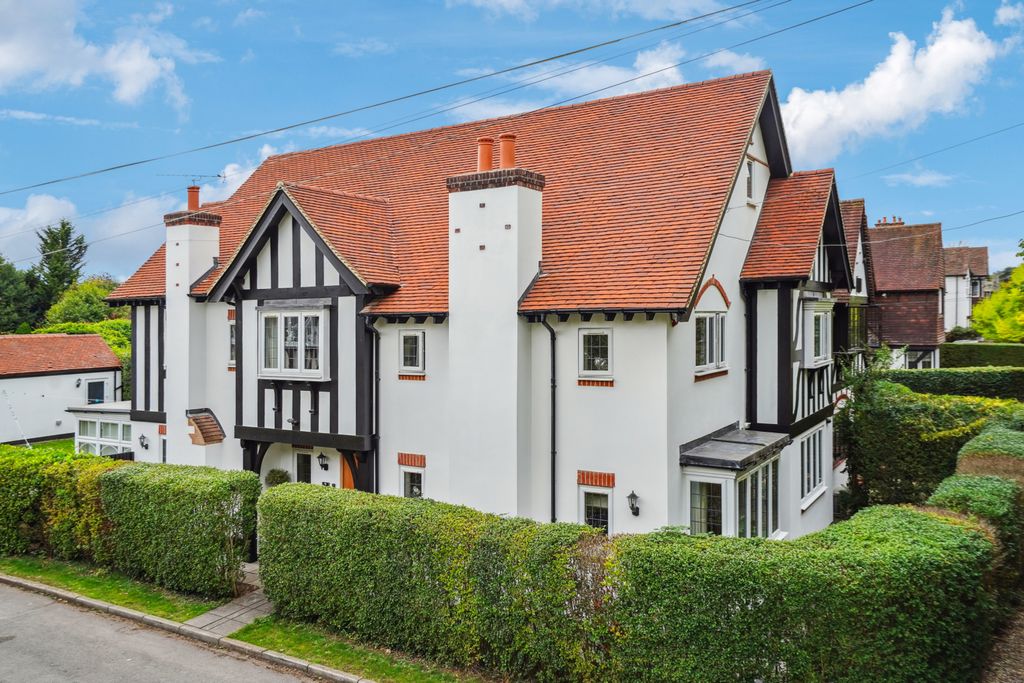 Property photo 1 of 26 Front