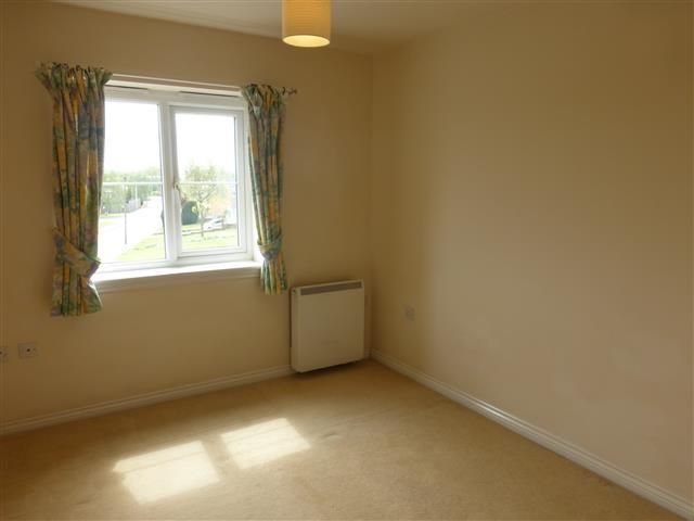 Property photo 3 of 6 Bedroom 1