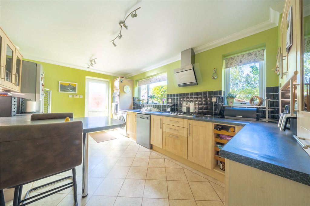 Additional image 3 of 4 bed detached house for saleBay Tree Close, Heathfield, East Sussex TN21